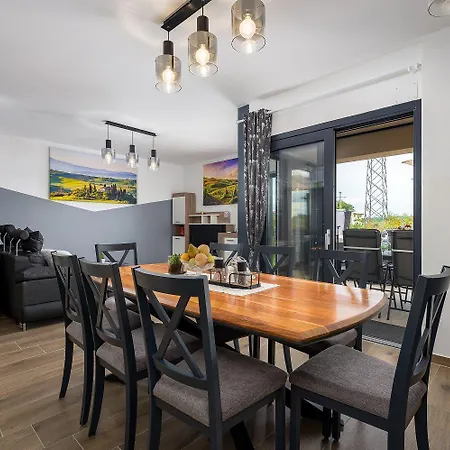 아파트 Mediterranes Und Modernes Mit Jacuzzi, Waschmaschine, Grill *