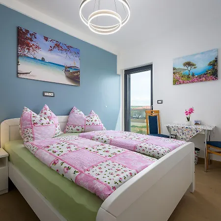 아파트 Mediterranes Und Modernes Mit Jacuzzi, Waschmaschine, Grill *