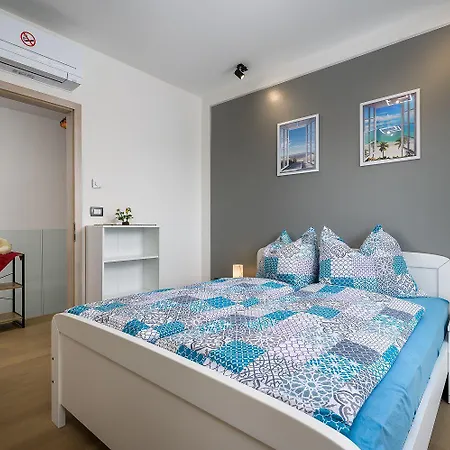 아파트 Mediterranes Und Modernes Mit Jacuzzi, Waschmaschine, Grill