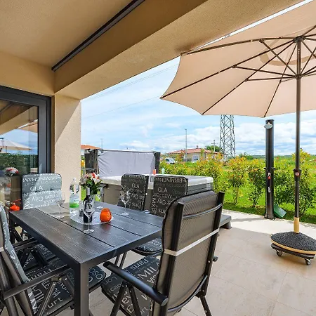 Mediterranes Und Modernes Mit Jacuzzi, Waschmaschine, Grill * 우마그