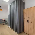 Mediterranes Und Modernes Mit Jacuzzi, Waschmaschine, Grill Apartman