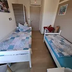 Mediterranes Und Modernes Mit Jacuzzi, Waschmaschine, Grill Apartman *