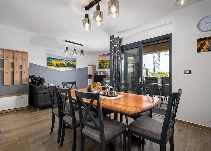 Appartement Mediterranes Und Modernes Mit Jacuzzi, Waschmaschine, Grill *